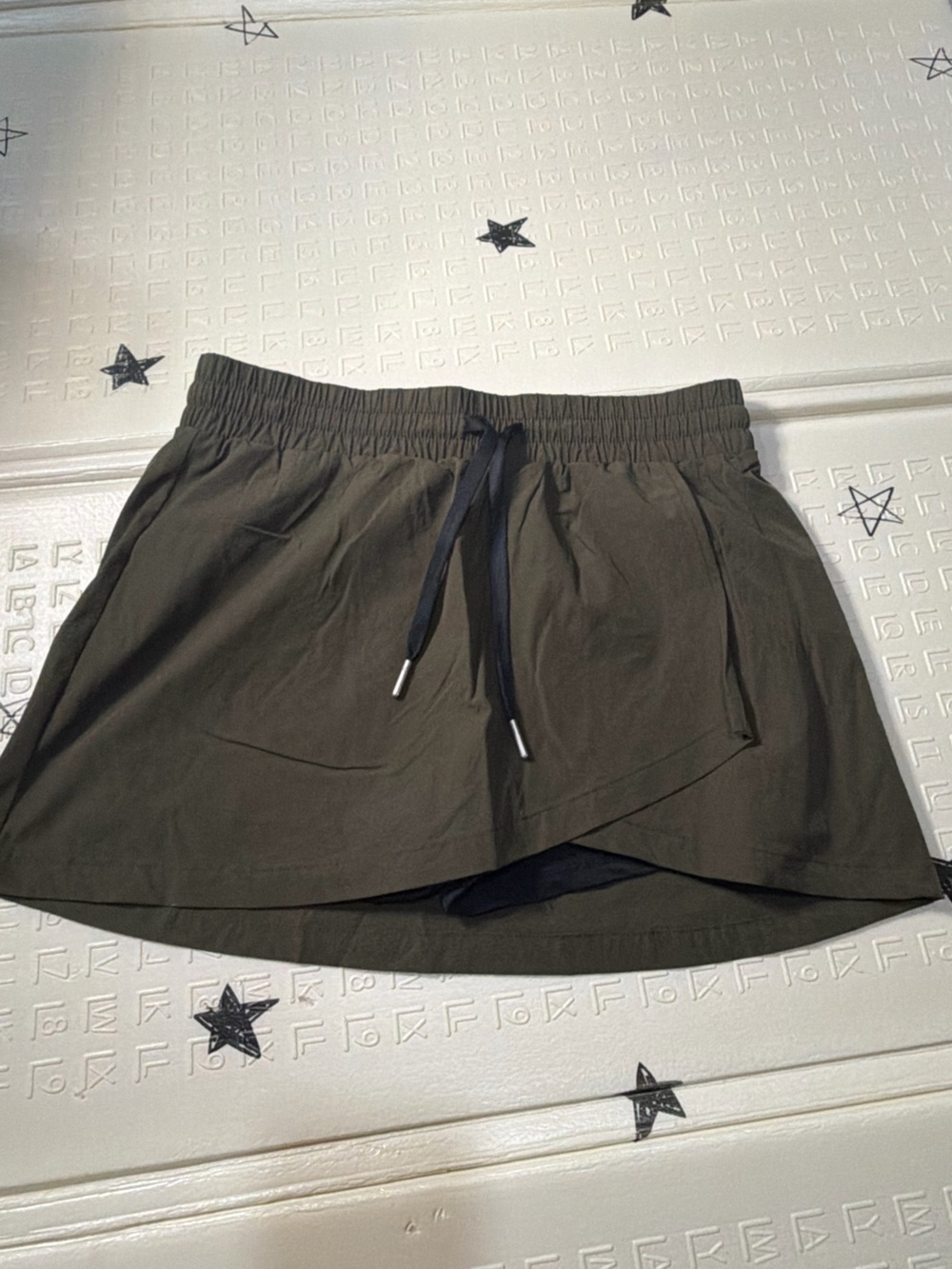 Halara Olive Elastic-Waist Drawstring Shorts